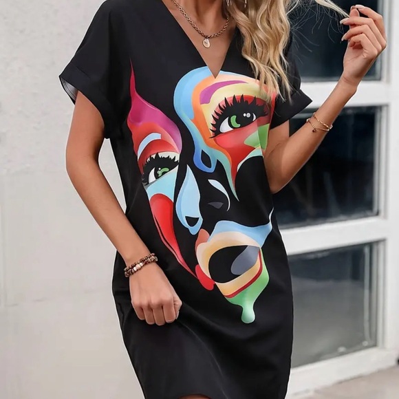 Abstract Print V Neck Loose Dress, Casual Short Sleeve Dress For Spring & Summer - Picture 2 of 6